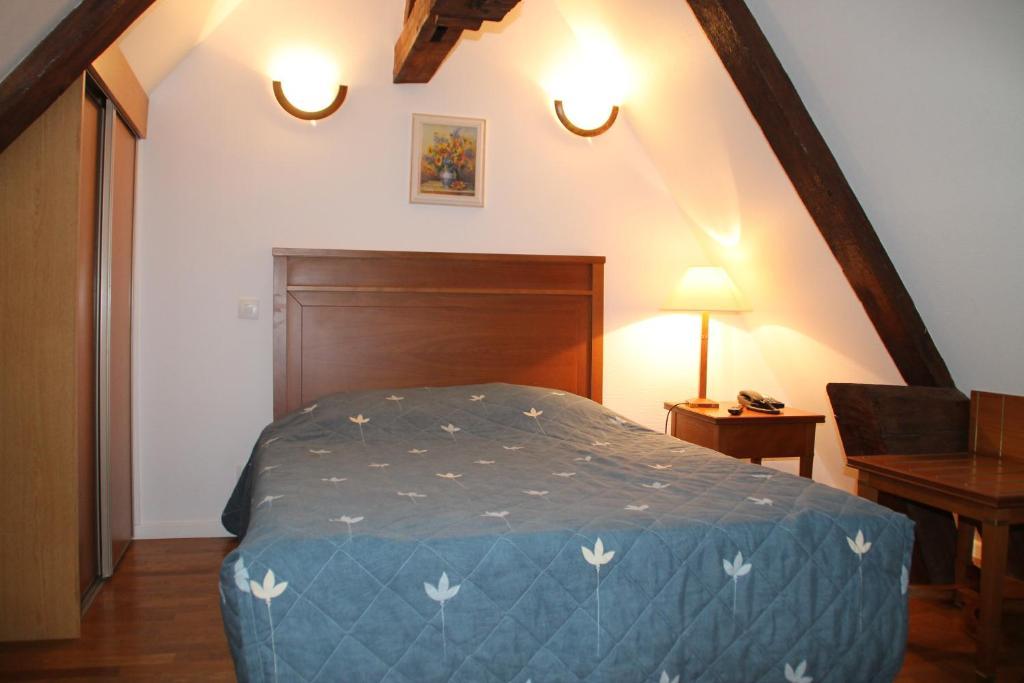 Hotel De L Image Illiers-Combray Habitación foto
